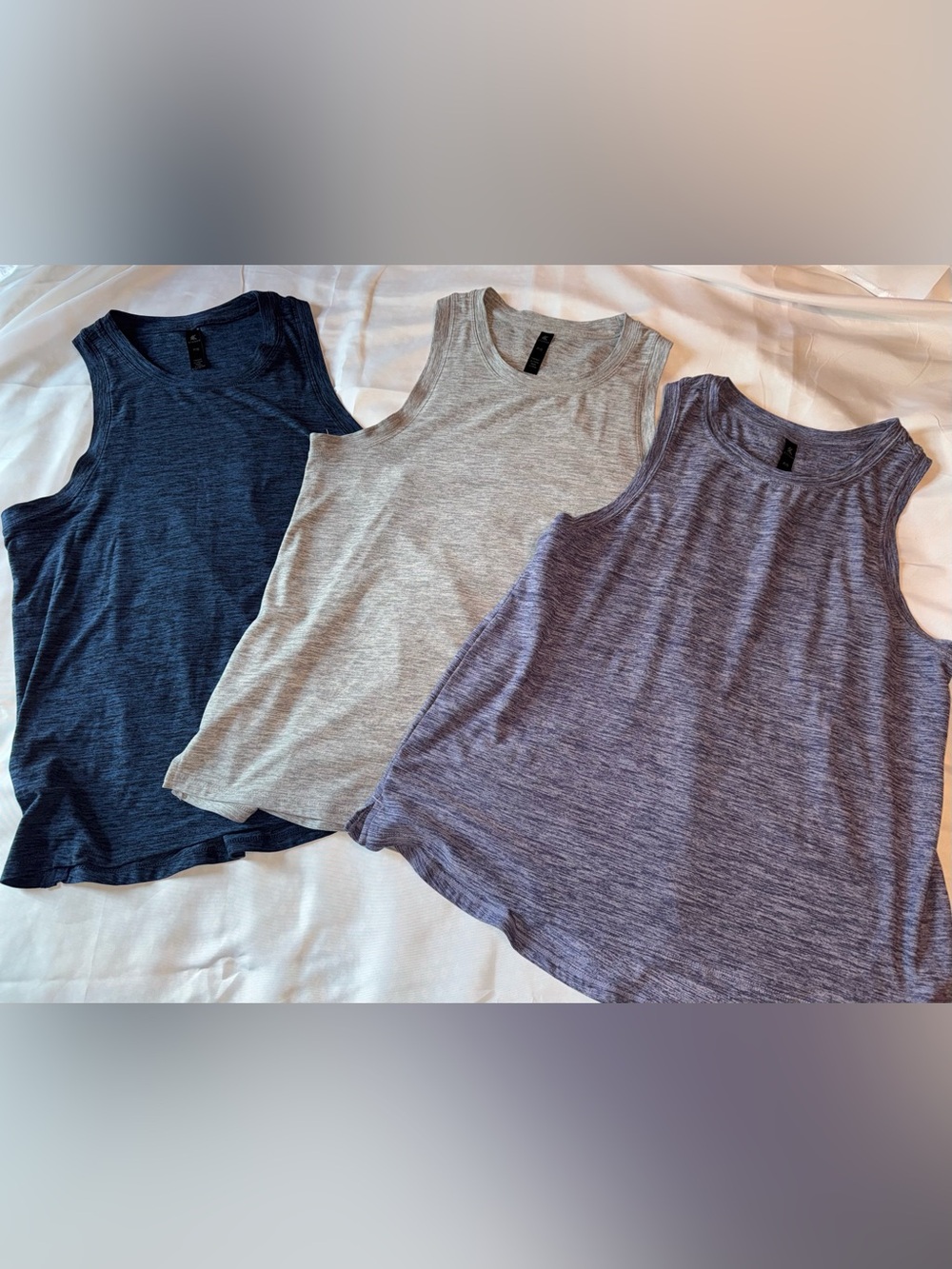 Kyodan Super Soft Muscle Tank Bundle Small 3 Workout Tanks